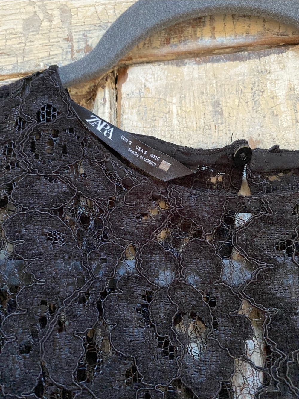 Zara Black Floral Lace Puff-Sleeve Empire Waist Peplum Top, Size Small - Picture 7 of 13
